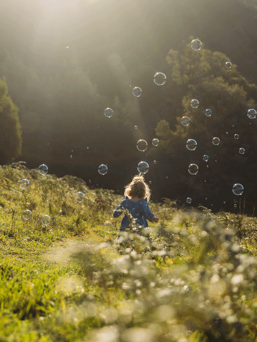 Michelle_Shrives_Photography_Bubbles